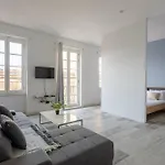 Bnbnova - Historic Penthouse *