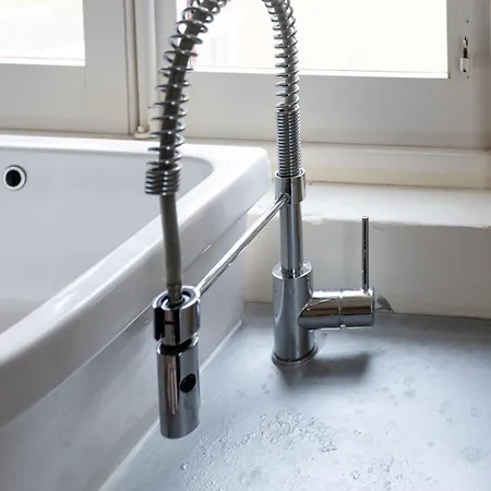 דירה Bnbnova - Historic Penthouse