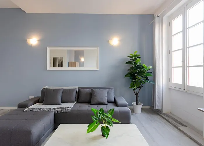 Bnbnova - Historic Penthouse * Valeta