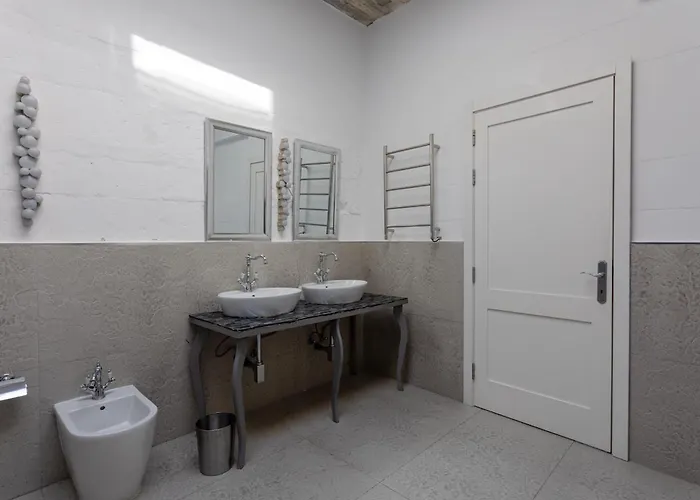 Bnbnova - Historic Penthouse Apartamento