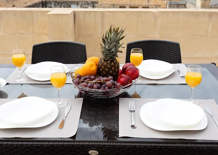 Bnbnova - Historic Penthouse Apartamento Valeta